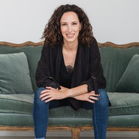 RAQUEL BINDER